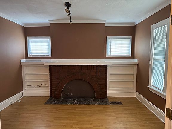 5th image of 2153 Cleveland Ave