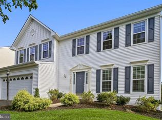 42856 Crossbow Ct, Ashburn, VA 20147