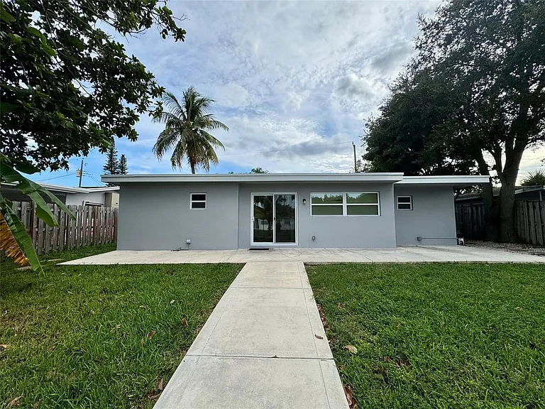 1871 NW 31st Ct — Photo 29