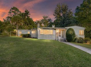 1067 SW 11th Ter, Gainesville, FL 32601