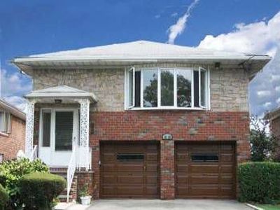 14140 South Dr, Flushing, NY, 11357