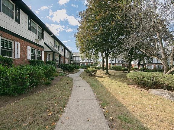 4th image of 103 Parkside Dr