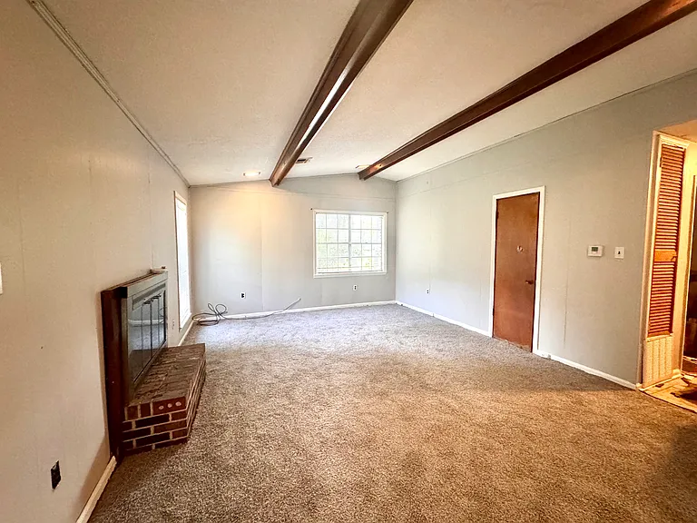 2703 Rainbow Dr — Photo 3