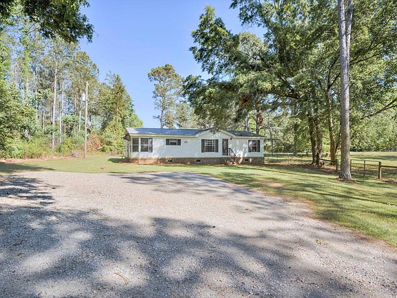 2nd image of 2588 Remsen Road