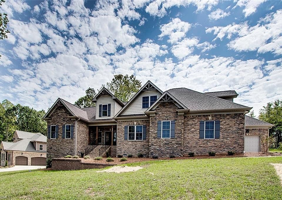 1st image of 506 Margaret Hiatt Ct