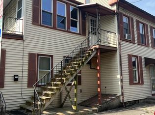 922 Water St APT 2, Lebanon, PA 17046