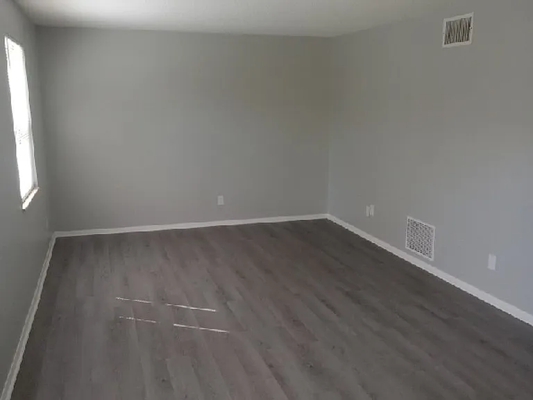 3305 Tazewell Pike — Photo 12