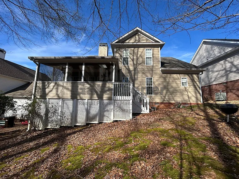 111 Hanbury Ln — Photo 28