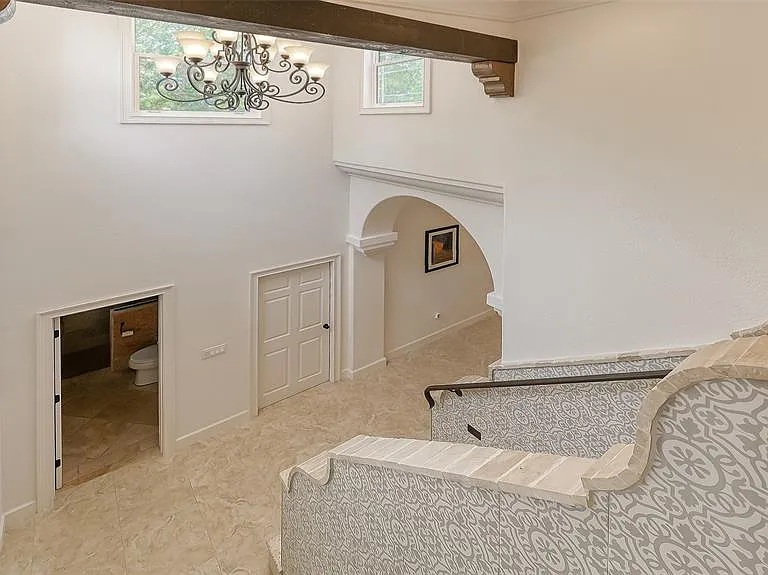 2520 Tami Sola St — Photo 31