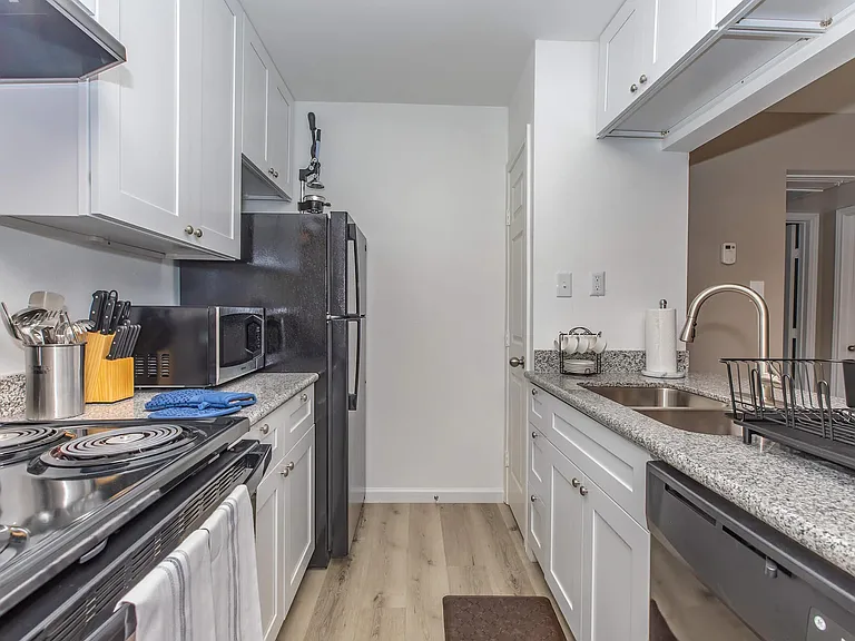 The Citadel at Med Center Houston Apartments — Photo 1