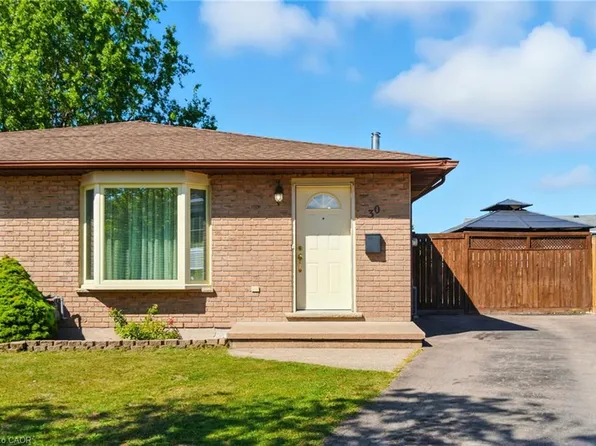 30 Rainbow Ct, Welland, ON L3C 6R4