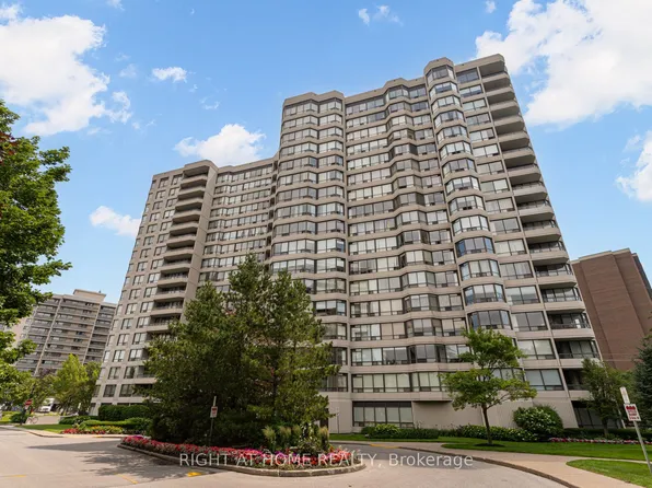1101 Steeles Ave W #411, Toronto, ON M2R 3W5