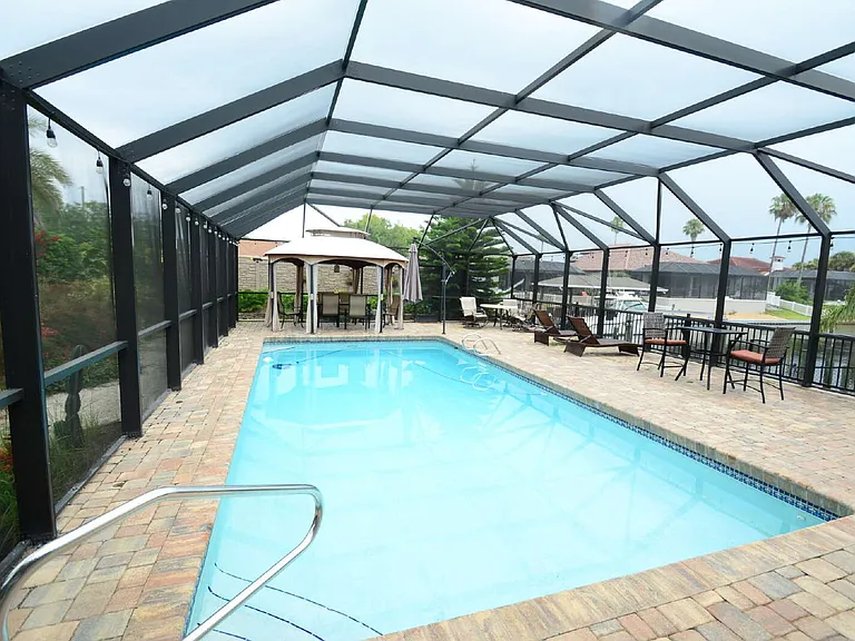 58 Comanche Ct — Photo 2