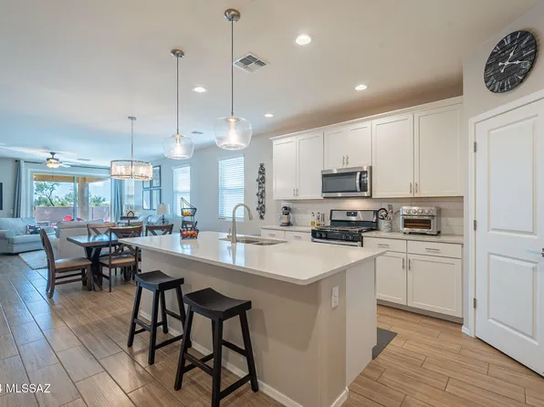 10729 W Chestnut St, Marana, AZ 85653