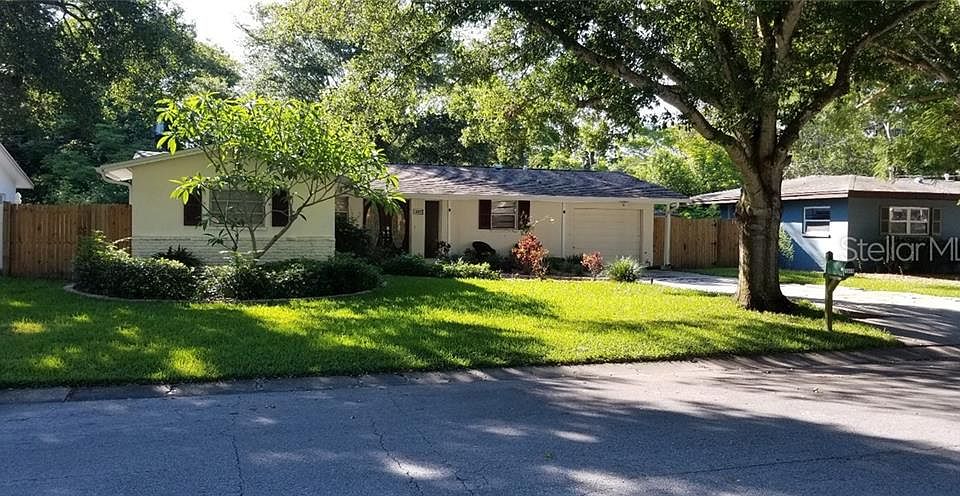 2nd image of 1369 Byron Dr