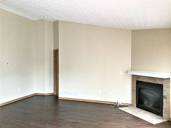 2nd image of 6927 Granite Falls Dr