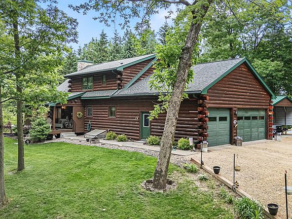 4th image of 374 310th St