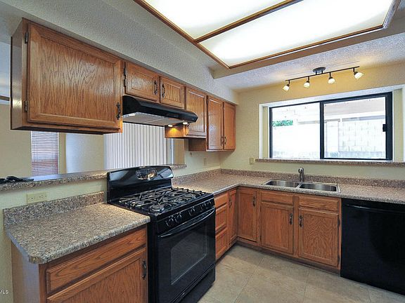 4th image of 9890 E Amaroso Ln