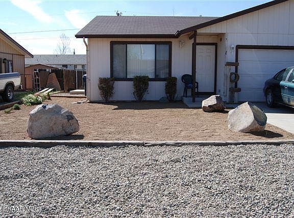 2nd image of 3112 N Corrine Dr