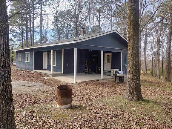 2nd image of 813 Sawmill Rd
