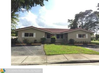7504 NW 44th Ct, Coral Springs, FL 33065