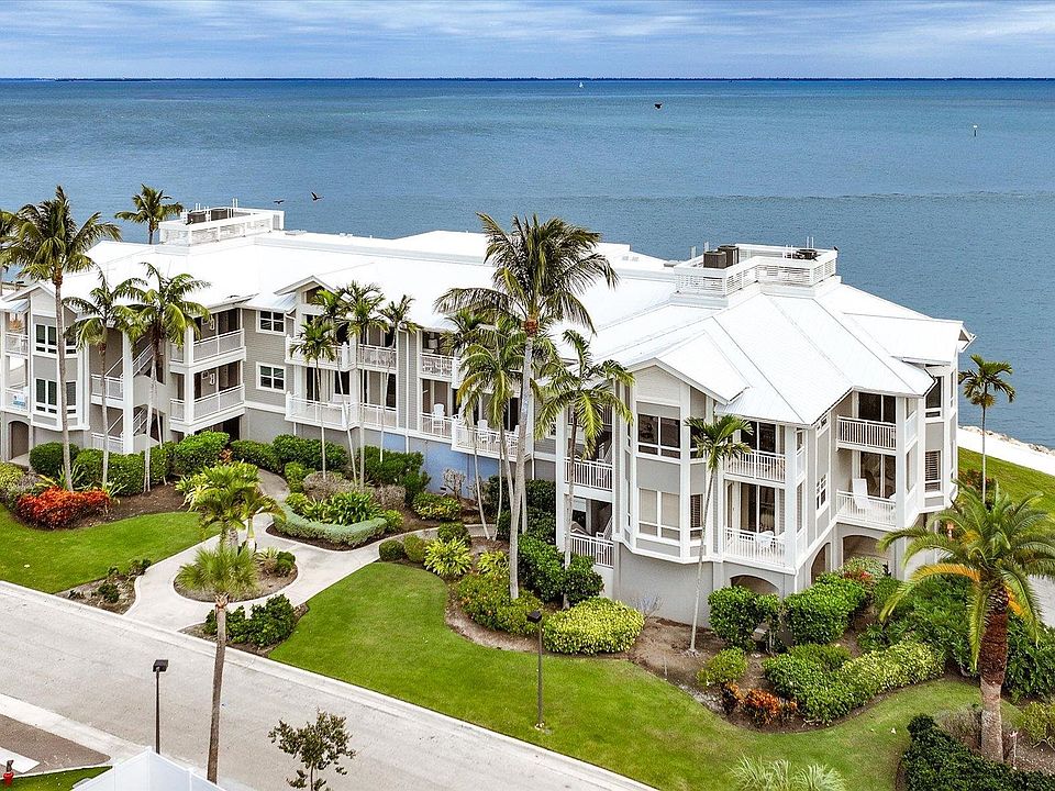 1st image of 1256 S Seas Plantation Rd Unit 1256