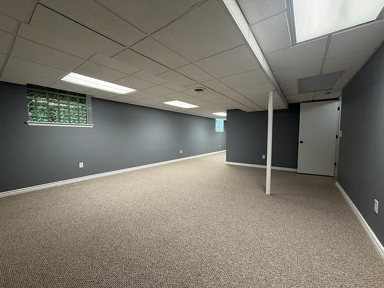 5626 Victory Cir — Photo 40