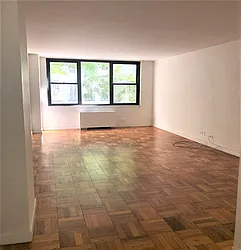 Rented by Manhattan Realty Group