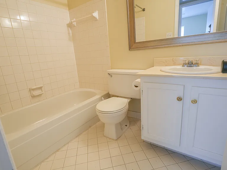 7321 S Yale Ave #219 — Photo 22