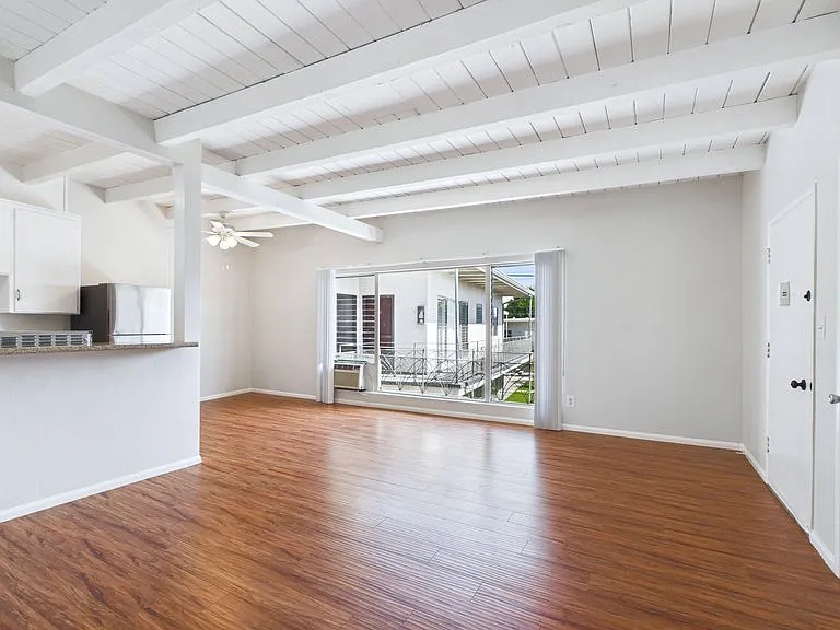 Parkvue Apartments — Photo 7