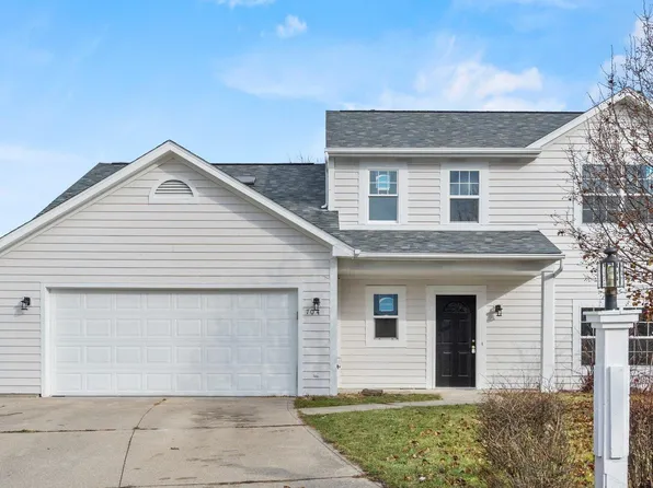 704 Hempford Ct, Fort Wayne, IN 46819