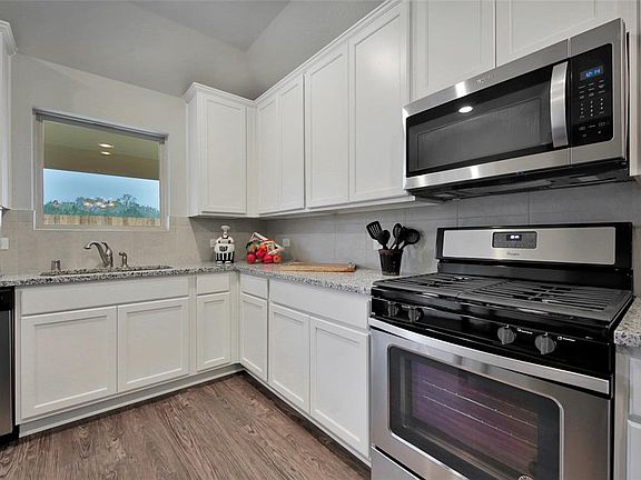 4th image of 22382 Soaring Woods Ln