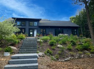 54 Lake Ridge Rd, Seguin, ON P0C1J0