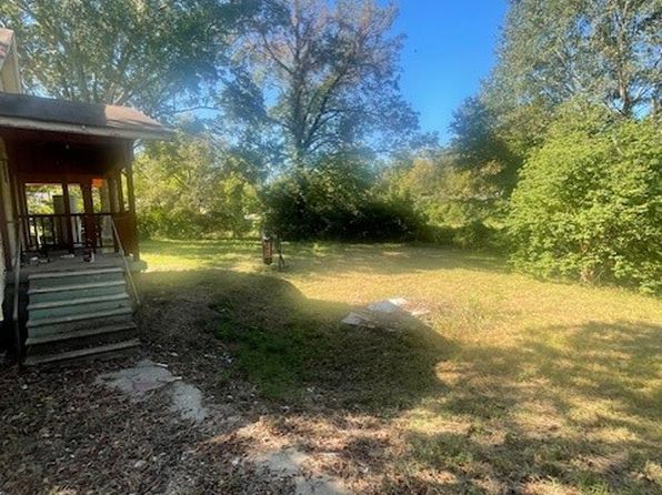 109 N Huckaby St, Vivian, LA 71082