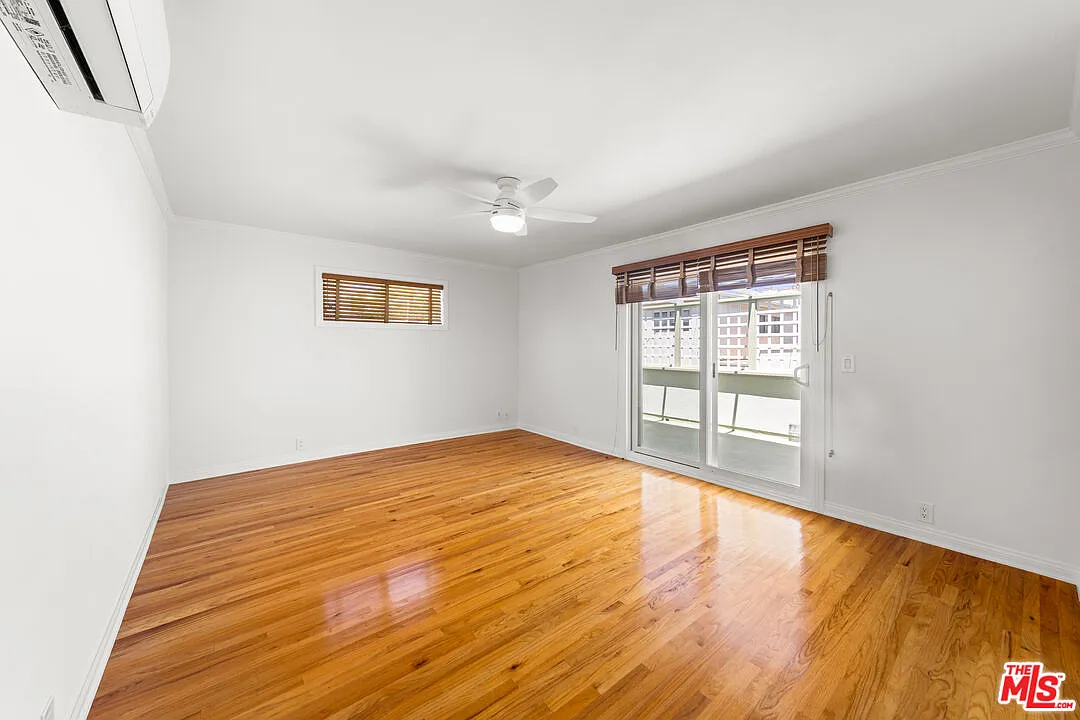 1 bed, 1.0 bath, 818 sqft, $3,195 — Photo 2