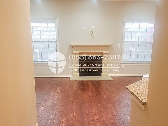 5th image of 423 Arnaz Dr APT 101