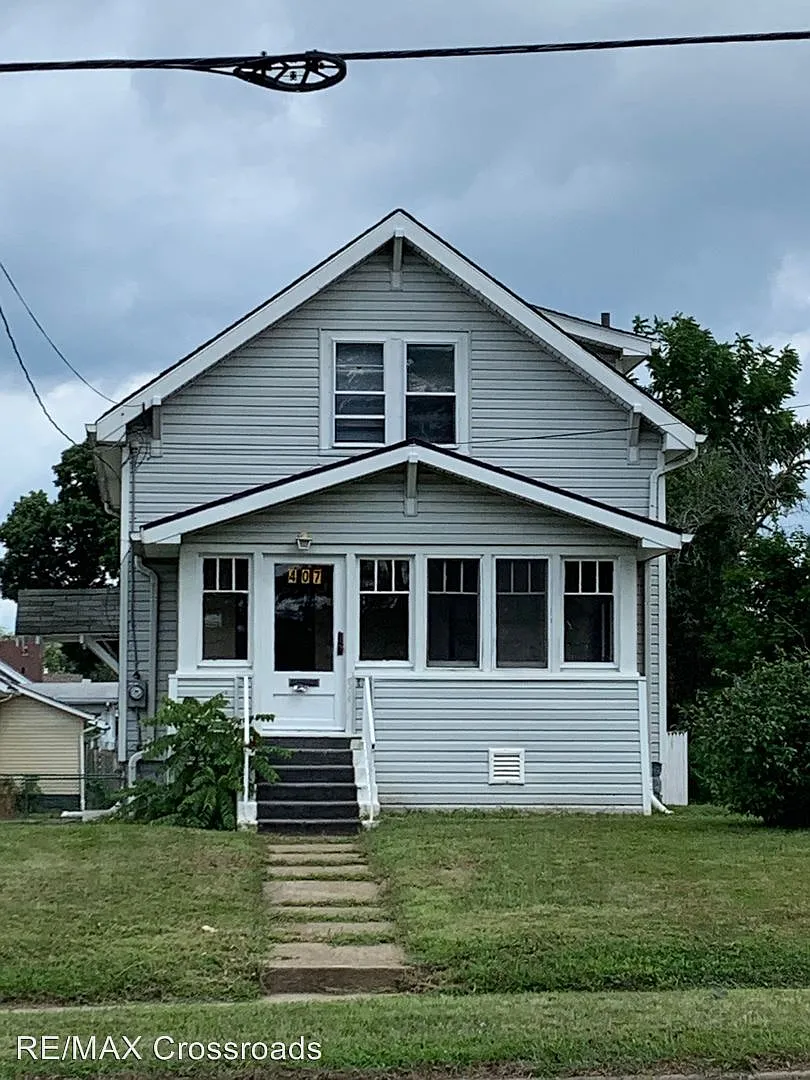 407 Norton Ave photo 1
