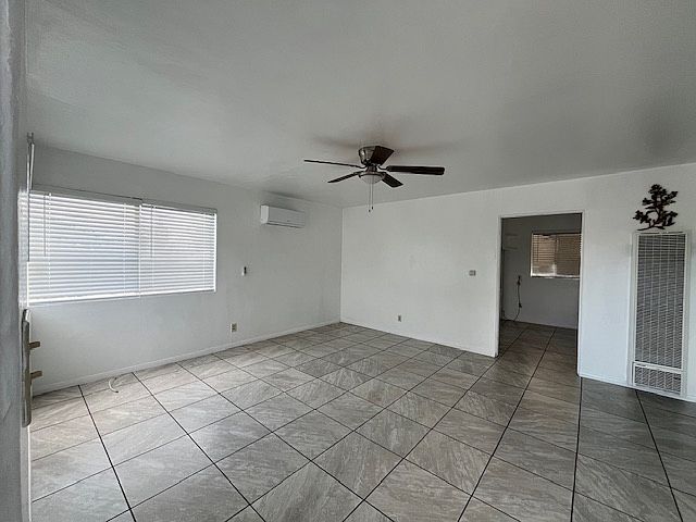 1st image of 4984 72nd St #1
