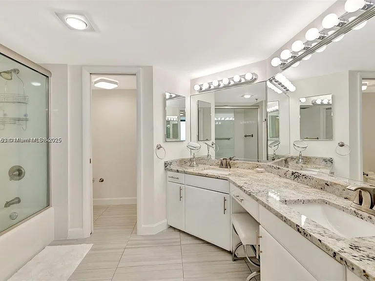 9650 S Ocean Dr #2003 — Photo 25