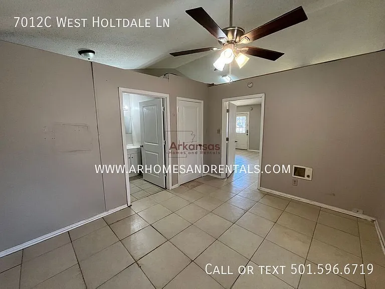 7012C W Holtdale Ln — Photo 2