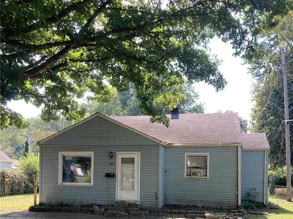 1511 Johnson lane, Clarksville, IN 47129
