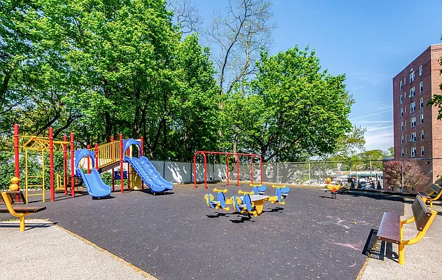 Sold by Douglas Elliman | media 12