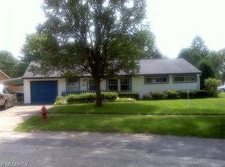 415 Adrian Dr, Berea, OH 44017