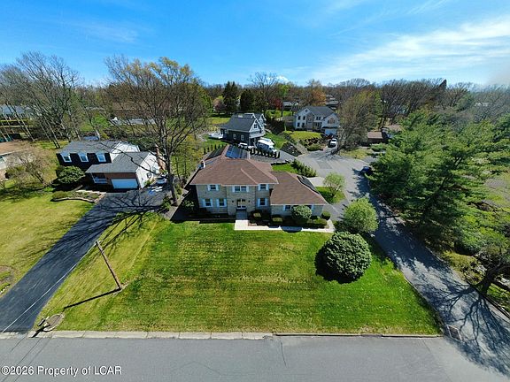 2nd image of 13 Fairfield Dr
