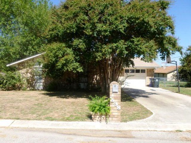 1st image of 1438 Camellia Ln
