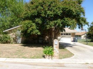 1438 Camellia Ln, New Braunfels, TX 78130