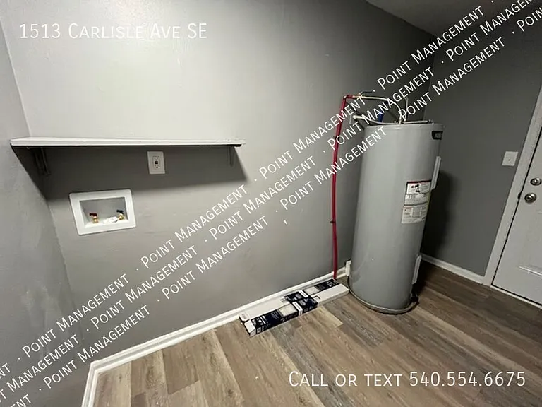 1513 Carlisle Ave SE — Photo 12