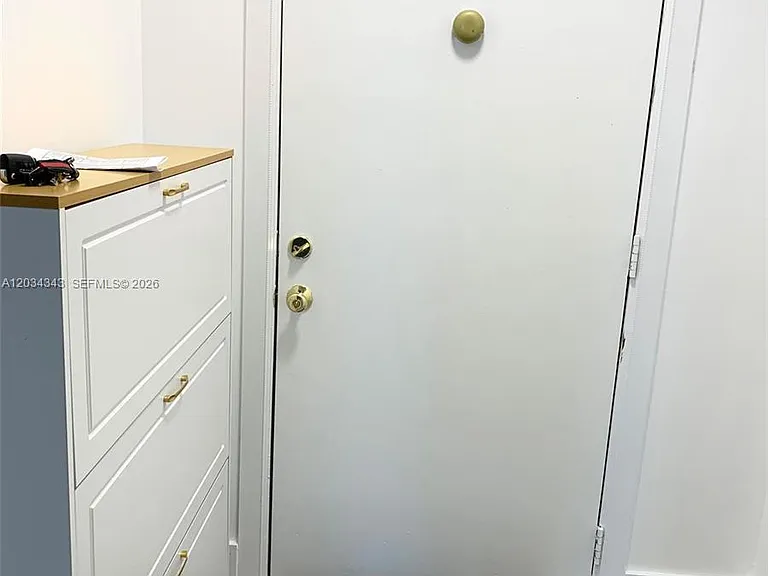 501 NE 14th Ave #601 — Photo 2