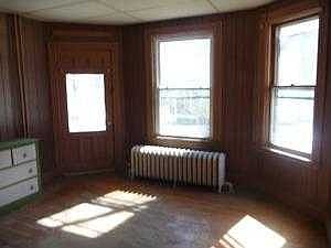 office or bedroom