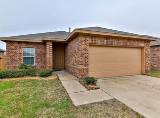 3103 Cambridge Meadows Ln, Dickinson, TX 77539